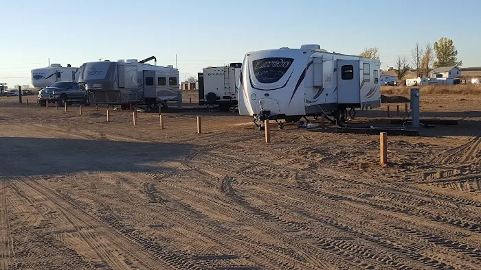 B Bold Ranch RV Park & Storage Picture 4