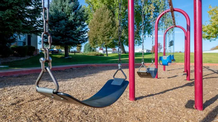 Eagle Crest Picture 3