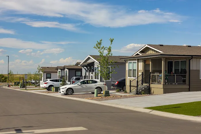 Willow Crossing Picture 9