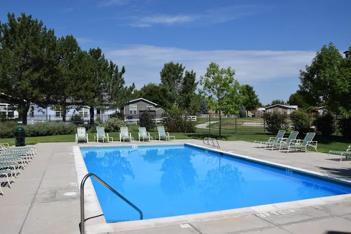 Longview Manufactured Home Community Picture 10