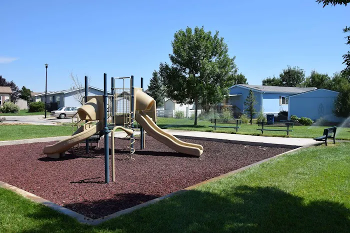 Longview Manufactured Home Community Picture 7