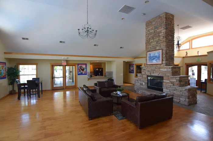 Longview Manufactured Home Community Picture 5