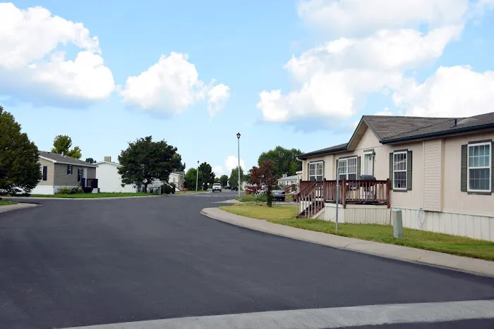 Stoneybrook Manufactured Home Community Picture 3