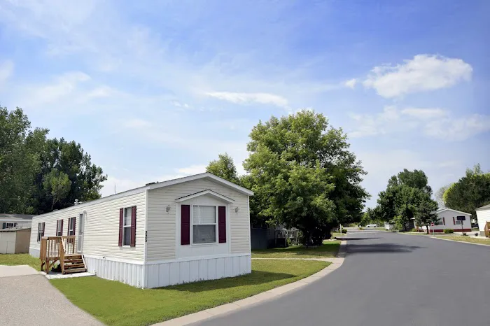 Friendly Village of Greeley Manufactured Home Community Picture 2