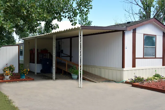 Villa West Manufactured Home Community Picture 7