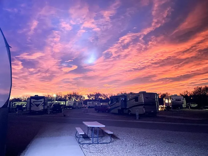 Greeley RV Park Picture 5