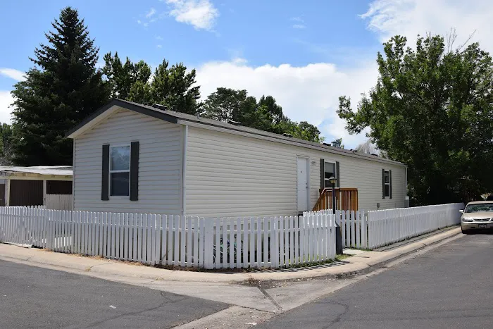 Countryside Village Of Longmont Manufactured Home Community Picture 5