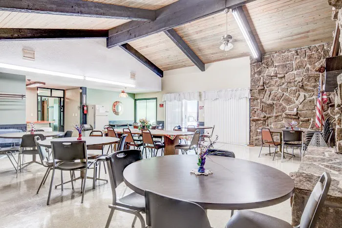 Mountain View Picture 1