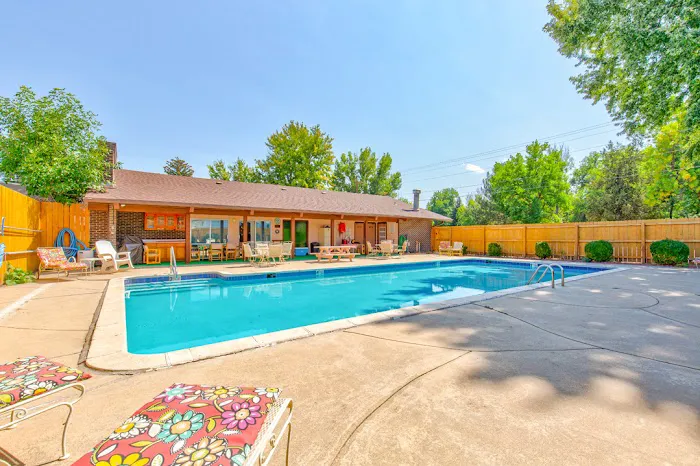 Mountain View Picture 10