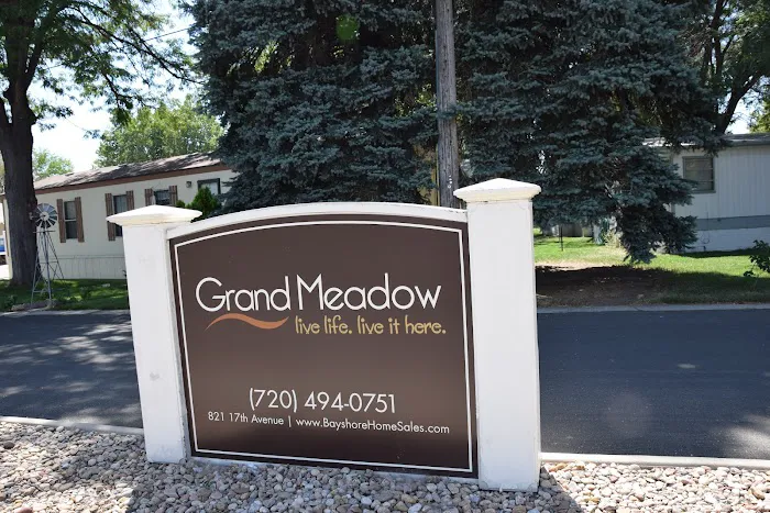 Grand Meadow Manufactured Home Community Picture 10
