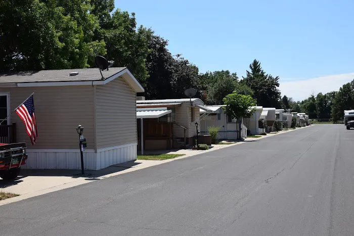 Grand Meadow Manufactured Home Community Picture 7