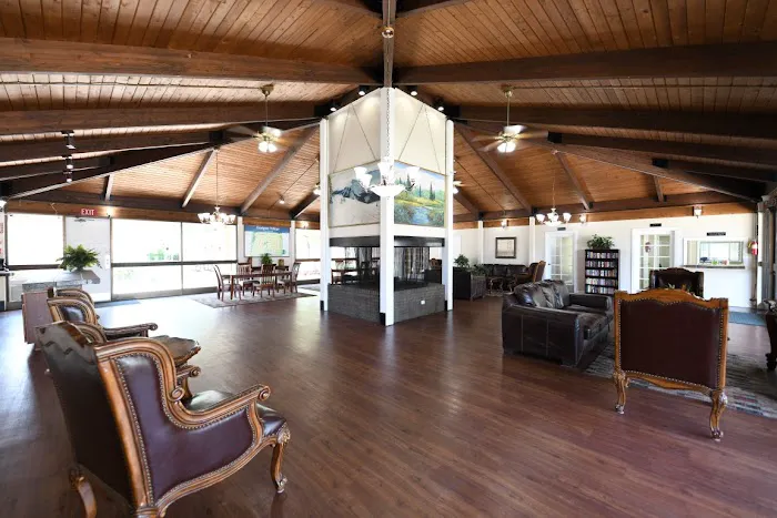 Eastgate Village Picture 7