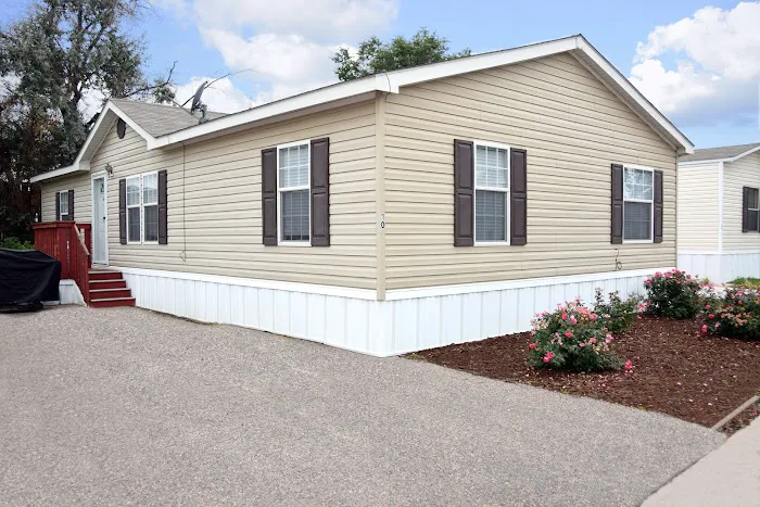 Wikiup Manufactured Home Community Picture 7