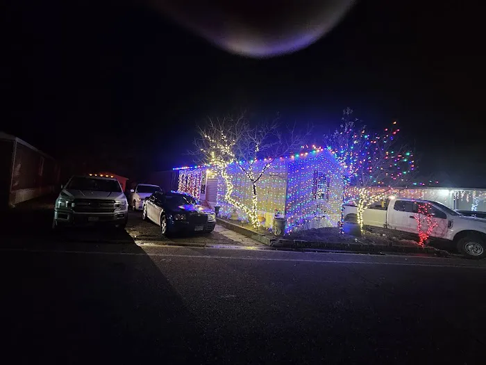 Wikiup Manufactured Home Community Picture 10