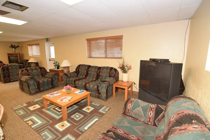 Thornton Estates Manufactured Home Community Picture 4