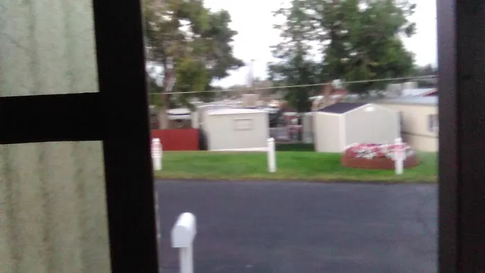 Advance Manufactured Home Community Picture 7