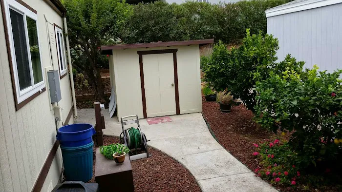 San Vicente Mobile Home Park Picture 4