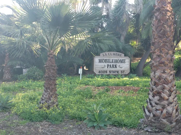 La Cumbre Mobilehome Park Picture 1