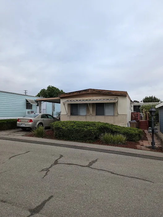 La Cumbre Mobilehome Park Picture 4