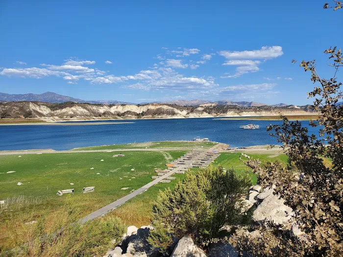 La Cumbre Mobilehome Park Picture 9