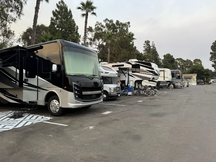 Earl Warren RV Park Picture 2