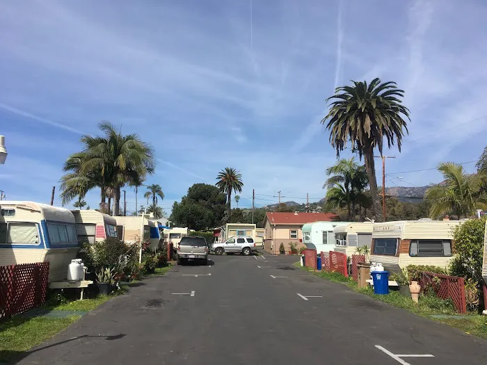 Tropical Gardens Mobile Home Park Picture 2