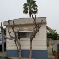 Ellwood Station (formerly Wayside Village) ico