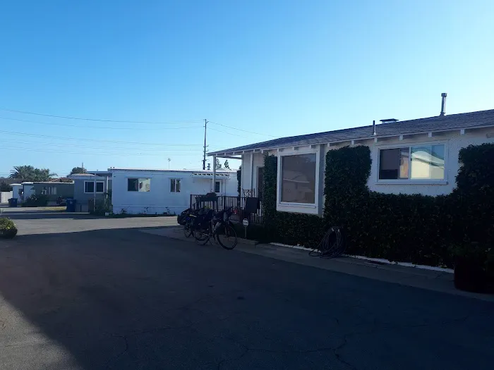 Ellwood Station (formerly Wayside Village) Picture 5