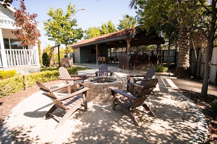 Flying Flags RV Resort & Campground Picture 5