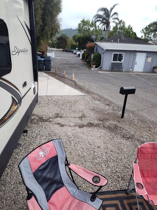 Palm Mobile Home Park Picture 4