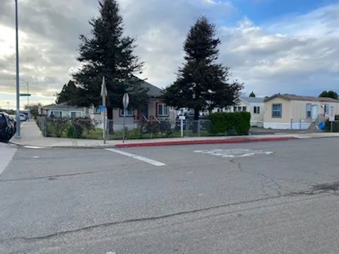 Lompoc Mobile Manor Picture 5