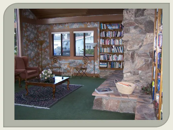 Sunnyhills Mobile Home Community Picture 8