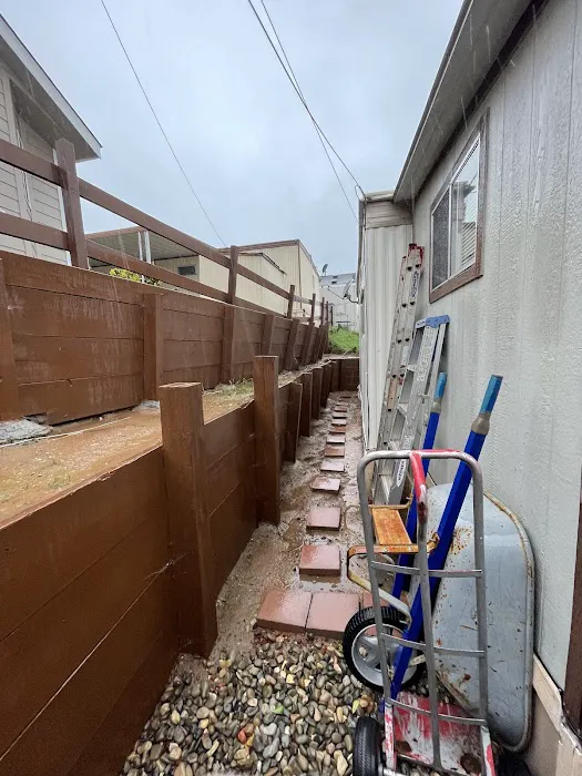 Town & Country Mobile Home Est Picture 9