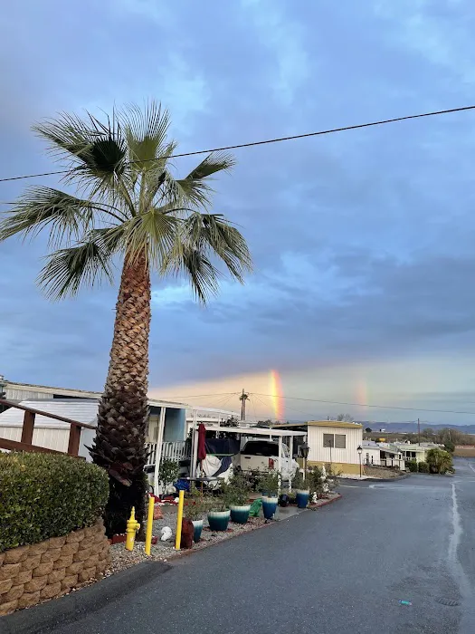 Town & Country Mobile Home Est Picture 2