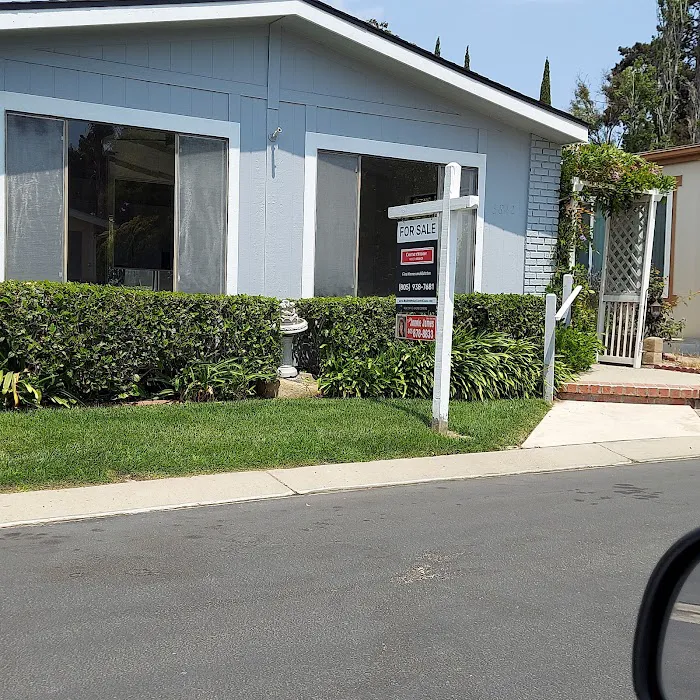 Knollwood Village Picture 10