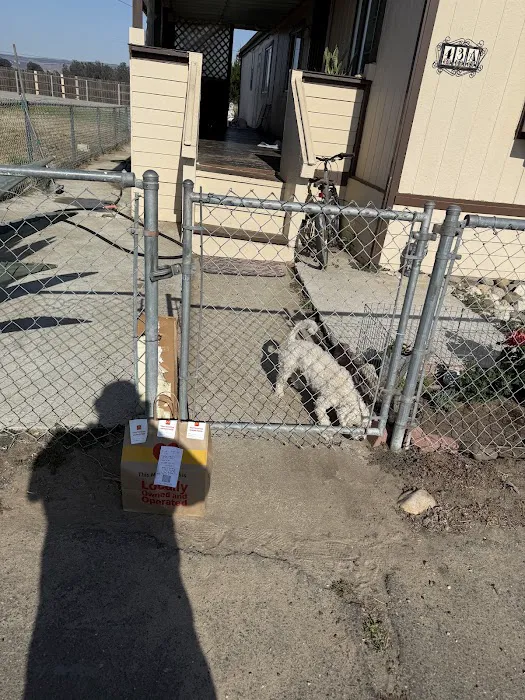 Airport Mobile Home Park Picture 6