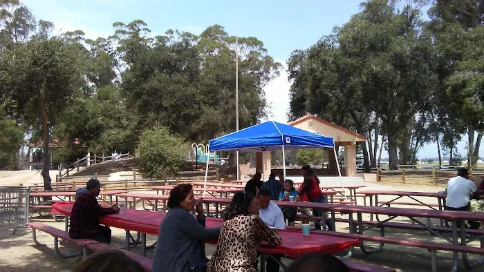 Airport Mobile Home Park Picture 4