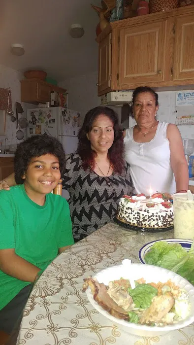 Airport Mobile Home Park Picture 1