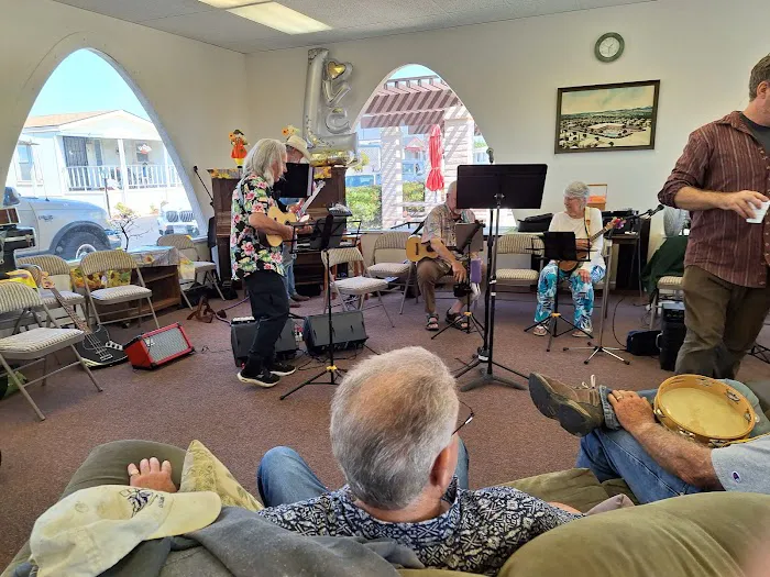 La Maria Senior Mobile Home Park Picture 1