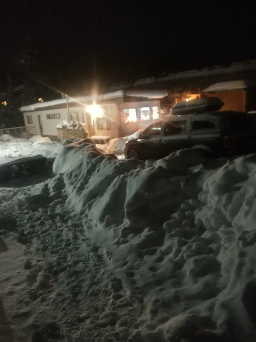 Lakeshore Mobile Home and RV Park Picture 1