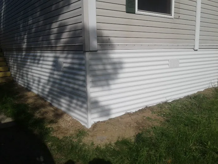 Northand Square Mobile Home Park Picture 6