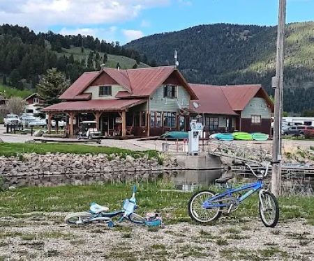 Yellowstone Holiday Resort