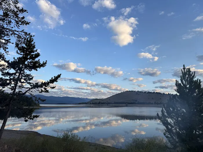 Madison Arm Resort Picture 1