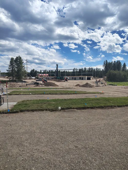 Yellowstone Adventure RV Picture 3