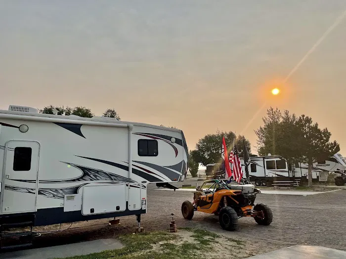 Sand Hills RV Resort Picture 6