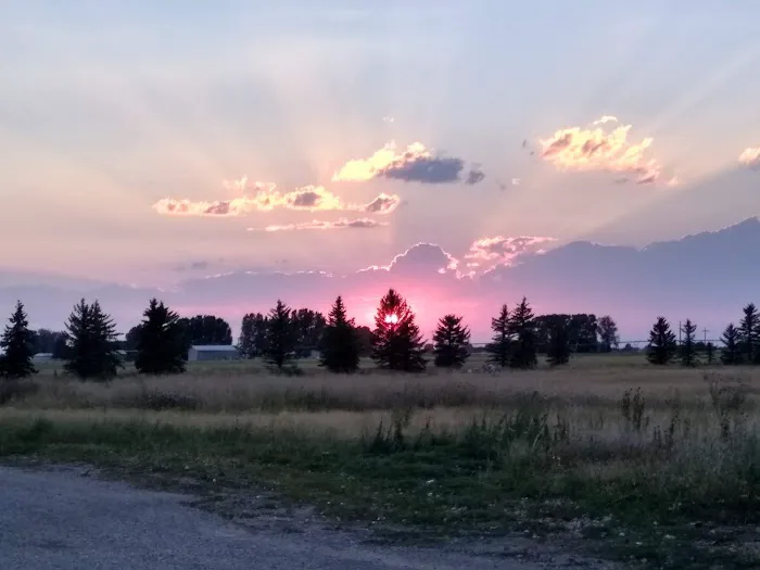 Wakeside Lake RV Park Picture 1