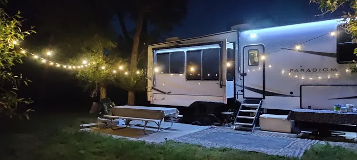 Yellowstone Lakeside RV Park Picture 4