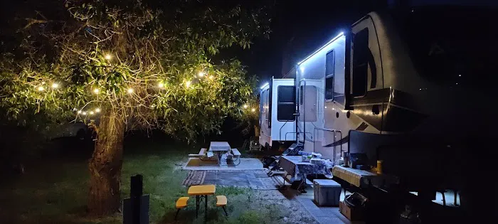 Yellowstone Lakeside RV Park Picture 3