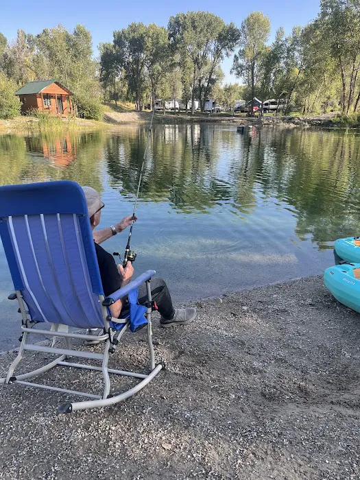 Mountain River Ranch RV Park, Themed Western Cabins, Glamping Yurts Picture 4