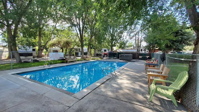 Snake River RV Park Picture 1